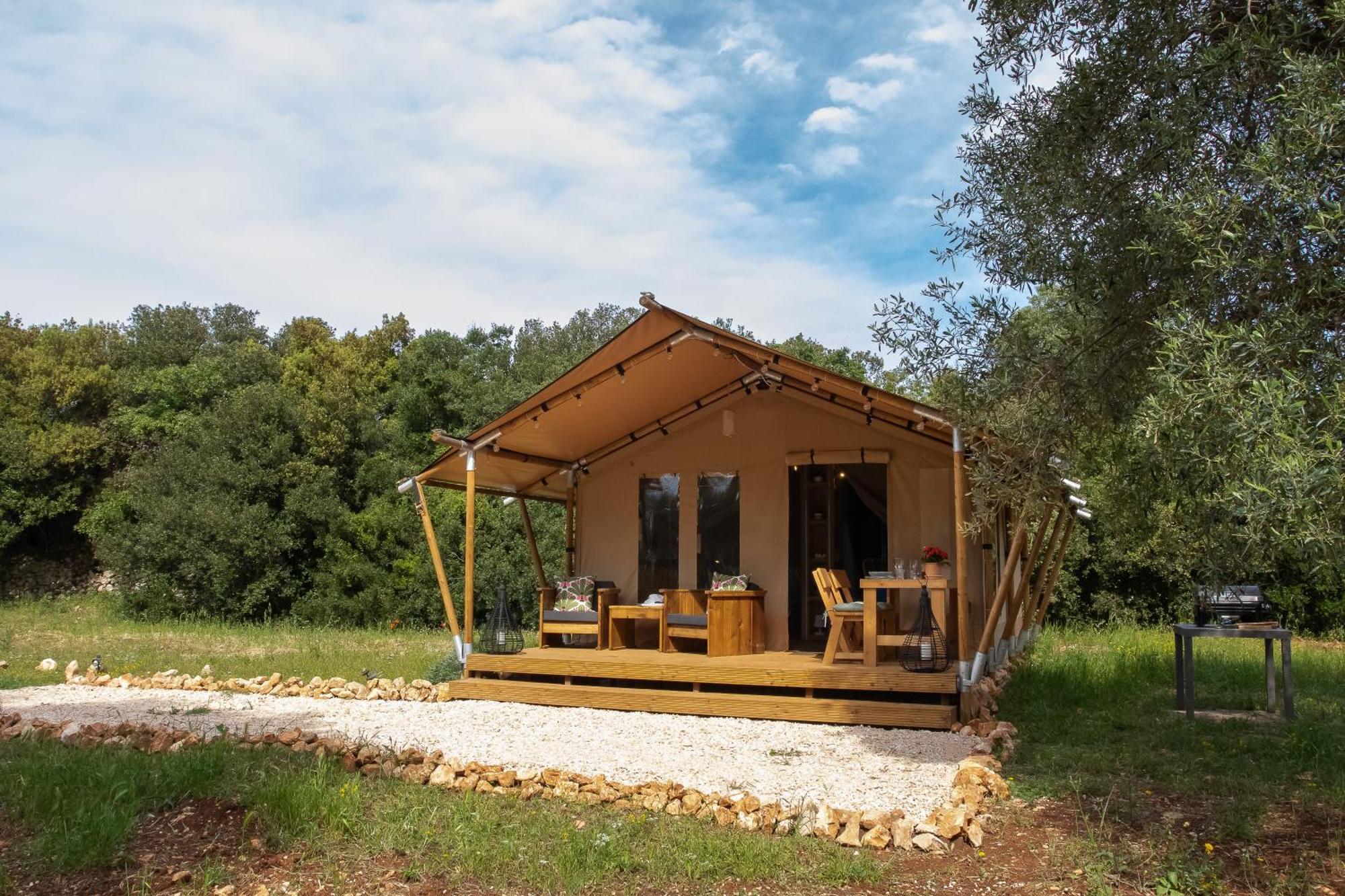 فندق Domus Olea Glamping سيغلي ميسابيكا المظهر الخارجي الصورة